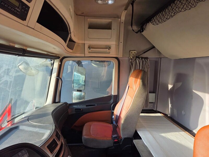 Foton AUMAN 4x2 Седельный тягач — фото 6