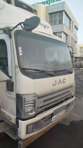 JAC N120 Изотермический/рефрижератор