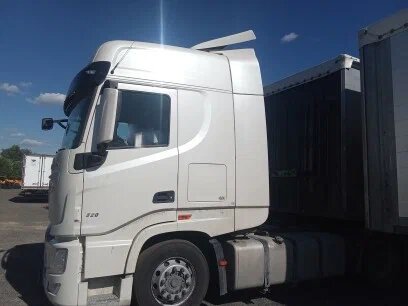 DongFeng DFH 4x2 Седельный тягач — фото 5