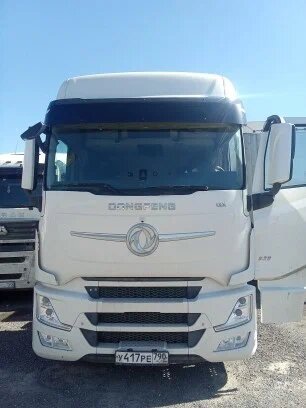 DongFeng DFH 4x2 Седельный тягач
