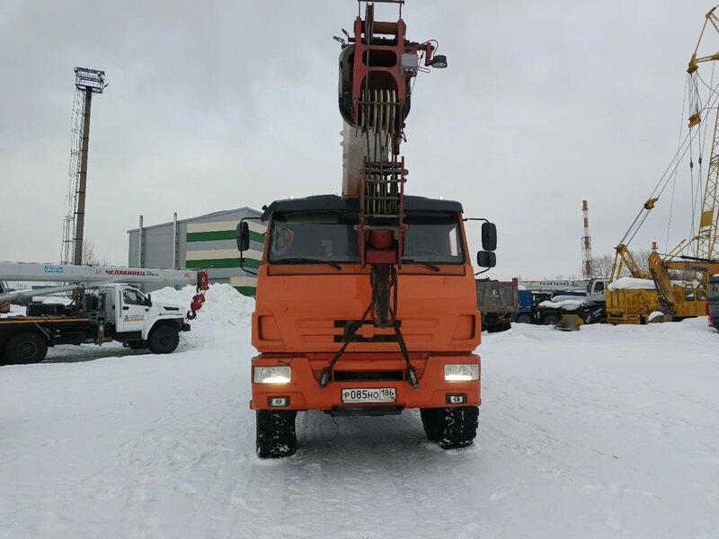 КамАЗ 43118 6x6 Автокран — фото 1