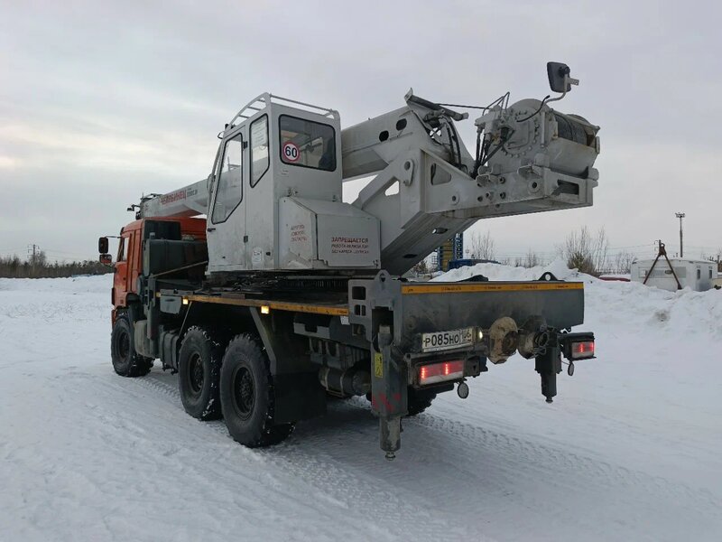 КамАЗ 43118 6x6 Автокран — фото 6