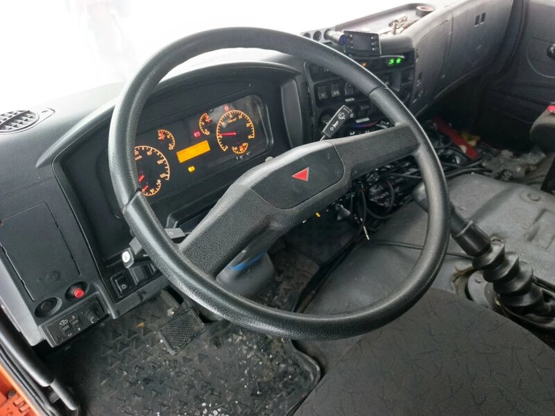 КамАЗ 43118 6x6 Автокран — фото 9