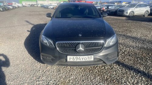Mercedes-Benz E-CLASS