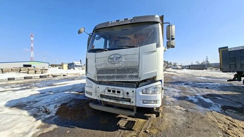 FAW J6 8x4 Самосвал