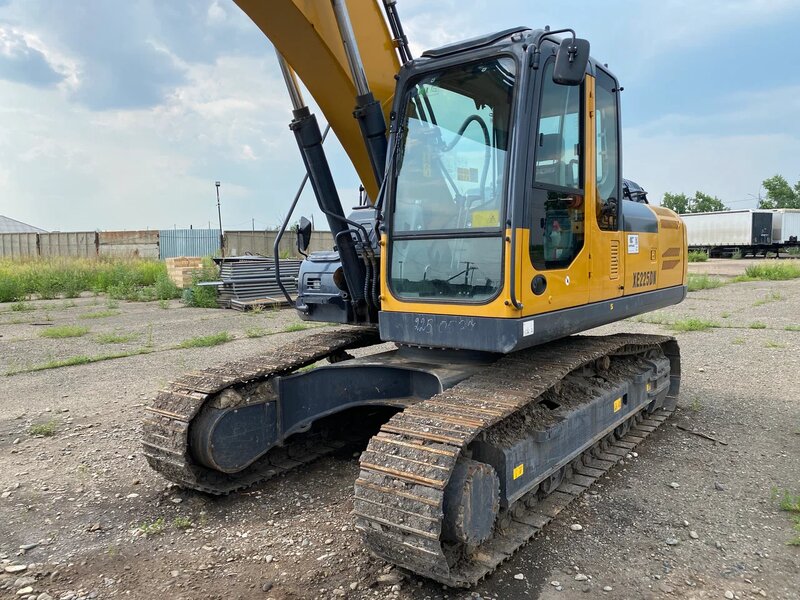 XCMG XE225 Экскаватор — фото 6