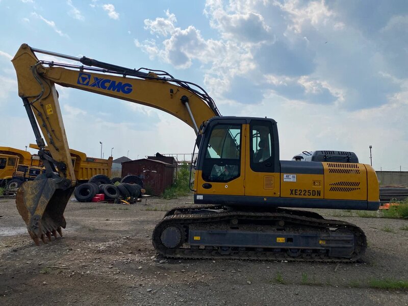 XCMG XE225 Экскаватор — фото 8