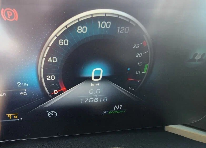 Mercedes-Benz ACTROS 4x2 Седельный тягач — фото 9