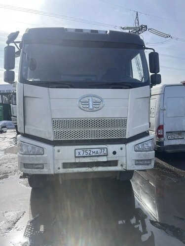 FAW J6 8x4 Самосвал