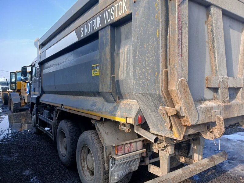 SITRAK C7H 6x4 Самосвал — фото 5