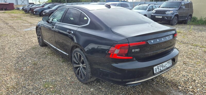 Volvo S90 — фото 7