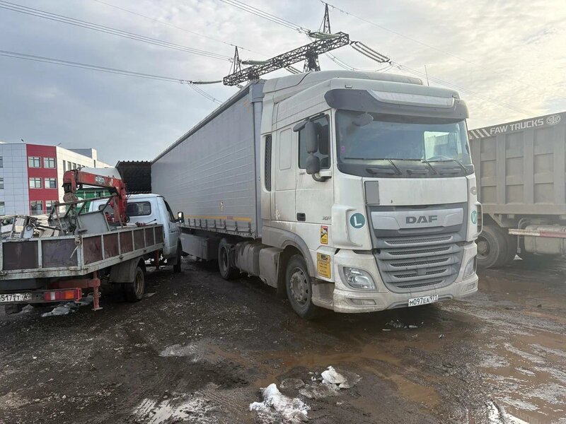 DAF XF 4x2 Седельный тягач — фото 2