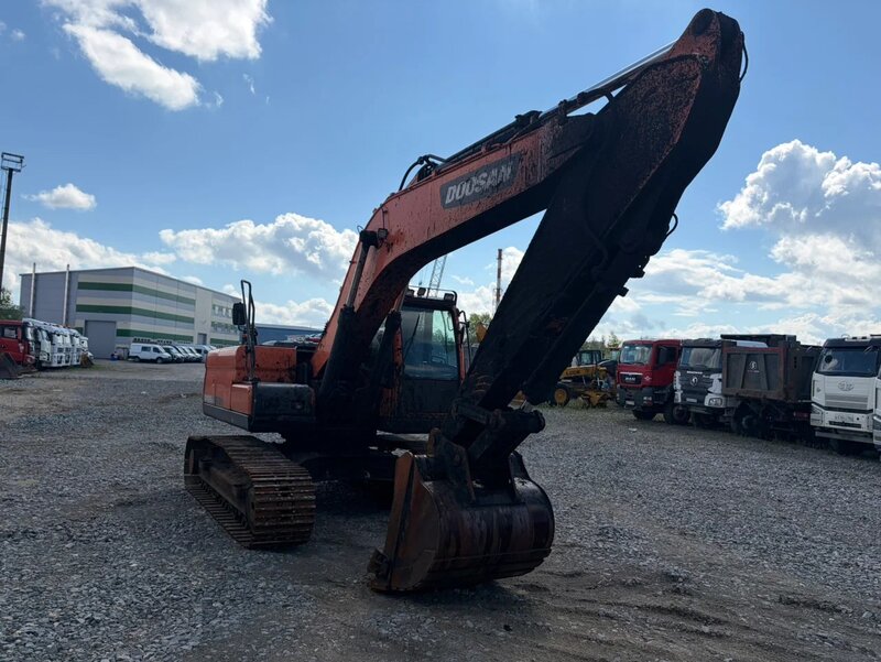 Doosan DX 225 Экскаватор — фото 2