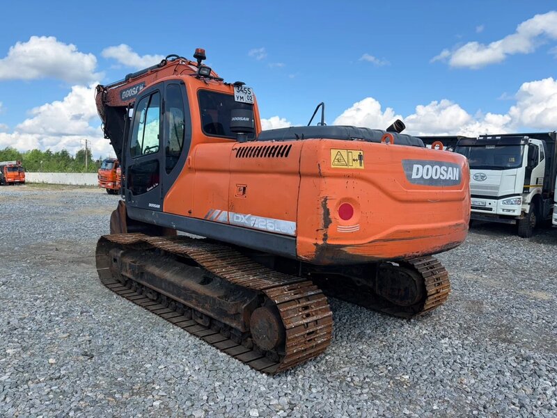 Doosan DX 225 Экскаватор — фото 6
