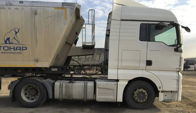 MAN TGX 4x2 Седельный тягач — фото 2