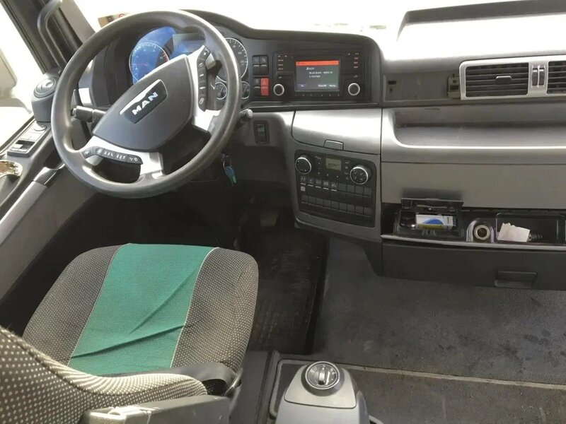 MAN TGX 4x2 Седельный тягач — фото 10