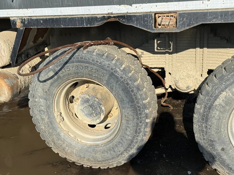 Shacman (Shaanxi) SX 8x4 Самосвал — фото 13