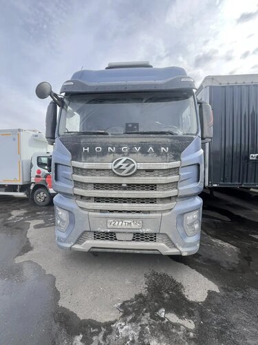 HONGYAN CQ 4x2 Седельный тягач
