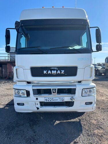 КамАЗ М1840 4x2 Седельный тягач
