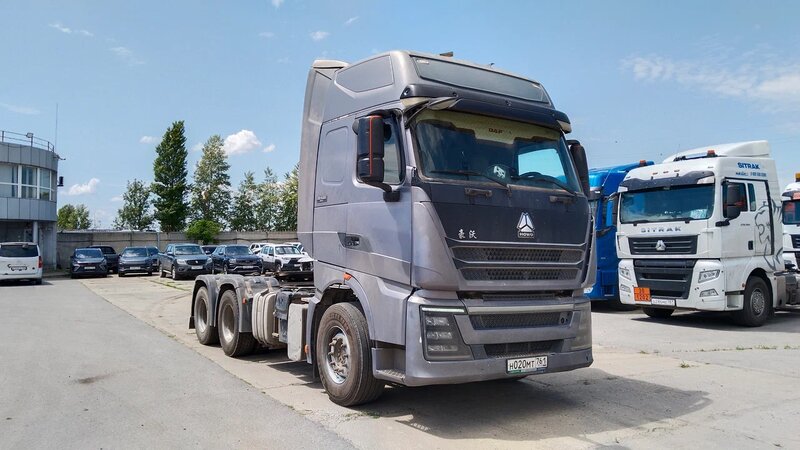 SINOTRUK ZZ 6x4 Седельный тягач — фото 2