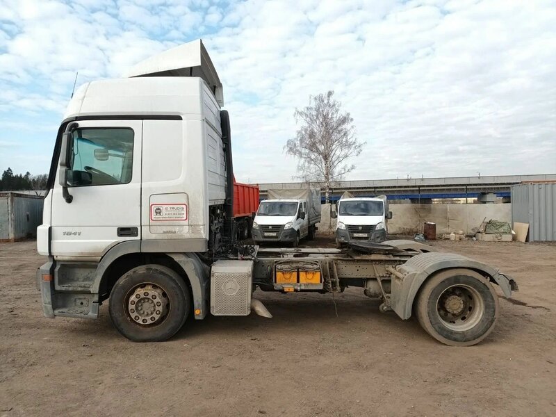 Mercedes-Benz ACTROS 4x2 Седельный тягач — фото 3