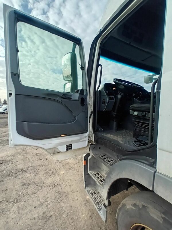 Mercedes-Benz ACTROS 4x2 Седельный тягач — фото 5
