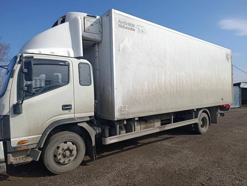 JAC N120 Изотермический/рефрижератор с гидробортом — фото 3