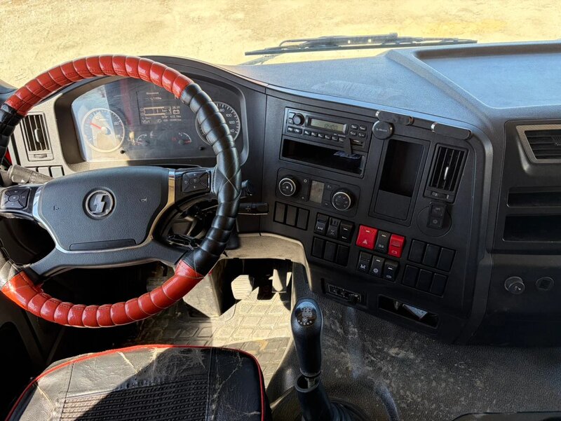 Shacman (Shaanxi) SX 6x4 Самосвал — фото 10
