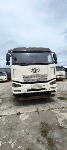 FAW J6 8x4 Самосвал