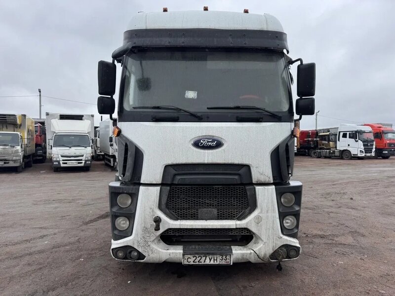 Ford Cargo 4x2 Седельный тягач — фото 1