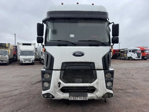 Ford Cargo 4x2 Седельный тягач