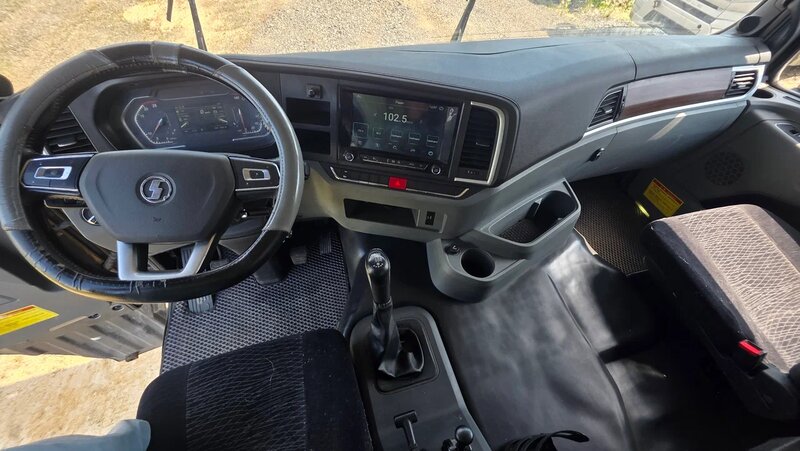 Shacman (Shaanxi) SX 8x4 Самосвал — фото 13