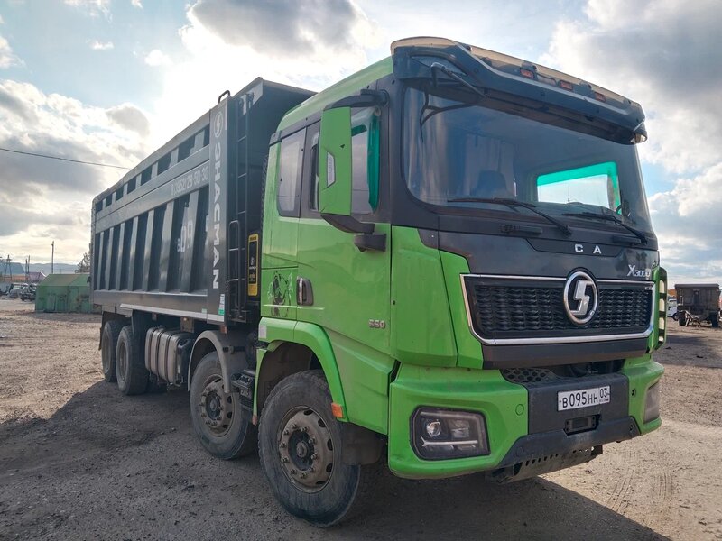 Shacman (Shaanxi) SX 8x4 Самосвал — фото 1