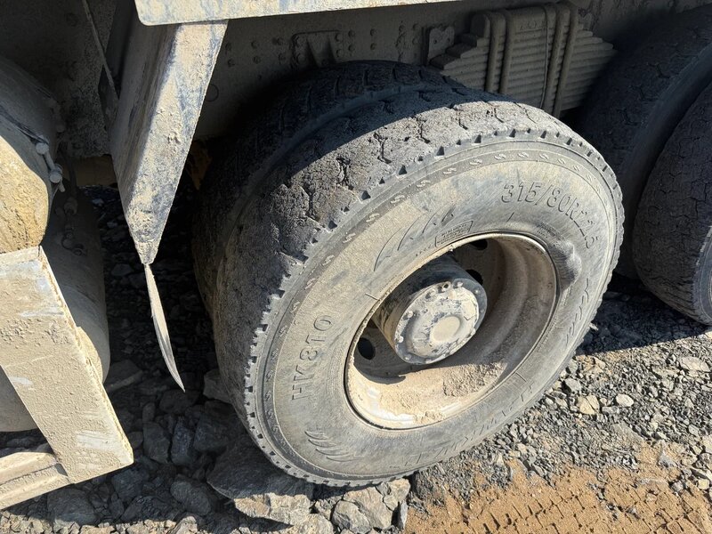 Shacman (Shaanxi) SX 8x4 Самосвал — фото 11