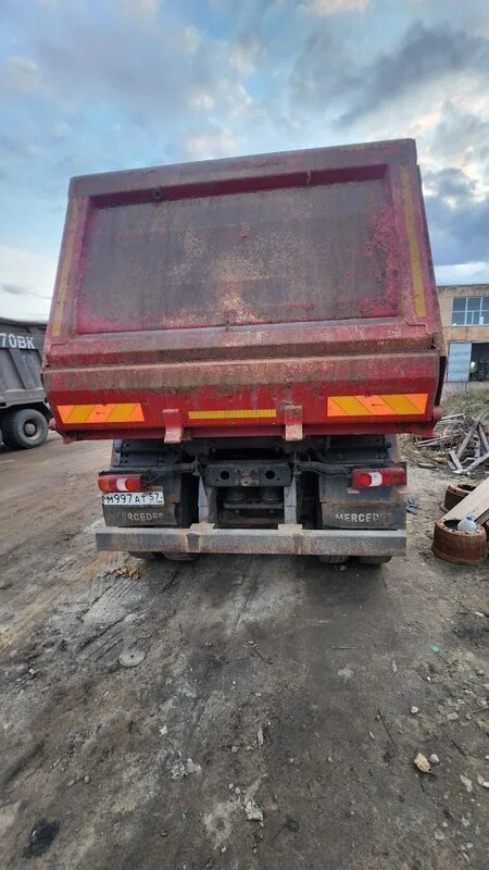 Mercedes-Benz ACTROS 8x4 Самосвал — фото 4