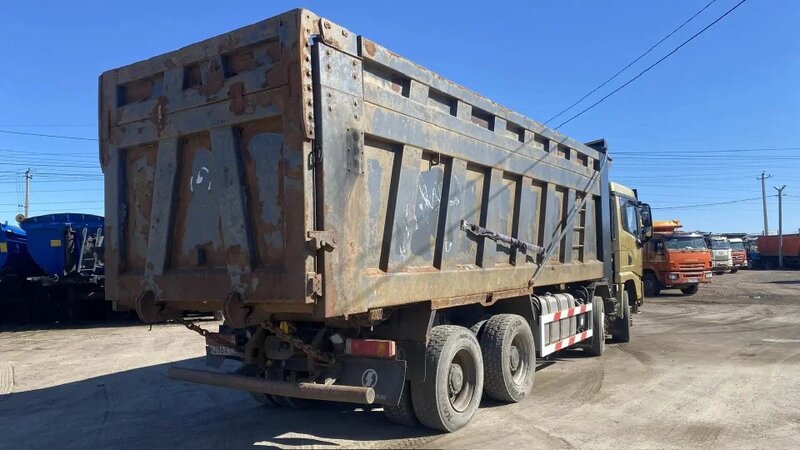 Shacman (Shaanxi) SX 8x4 Самосвал — фото 6