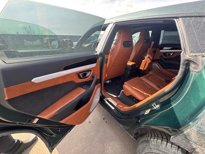 Lamborghini Urus — фото 10