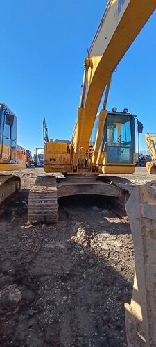 KOMATSU PC 220 Экскаватор