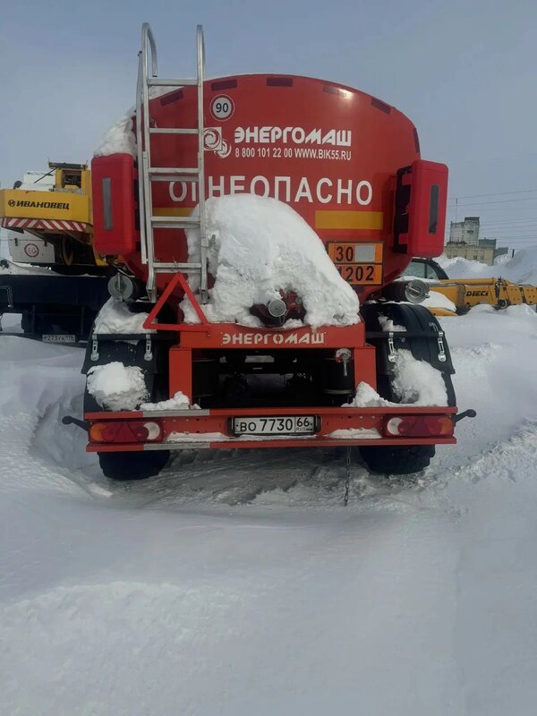 Энергомаш ТТР 8627 Полуприцеп цистерна — фото 5
