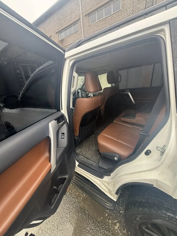 Toyota LAND CRUISER PRADO (правый руль) — фото 15