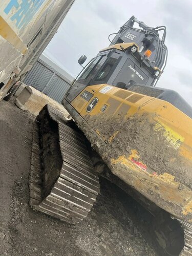 John Deere E260 Экскаватор