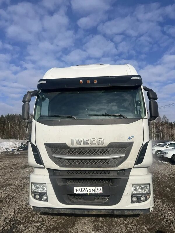 IVECO STRALIS 4x2 Седельный тягач — фото 1