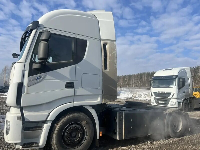 IVECO STRALIS 4x2 Седельный тягач — фото 4