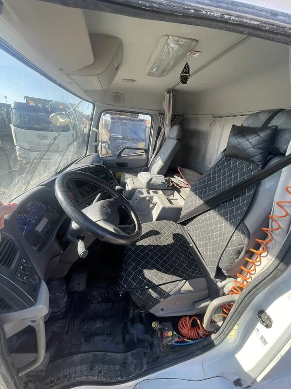 DongFeng DFH 8x4 Самосвал — фото 5