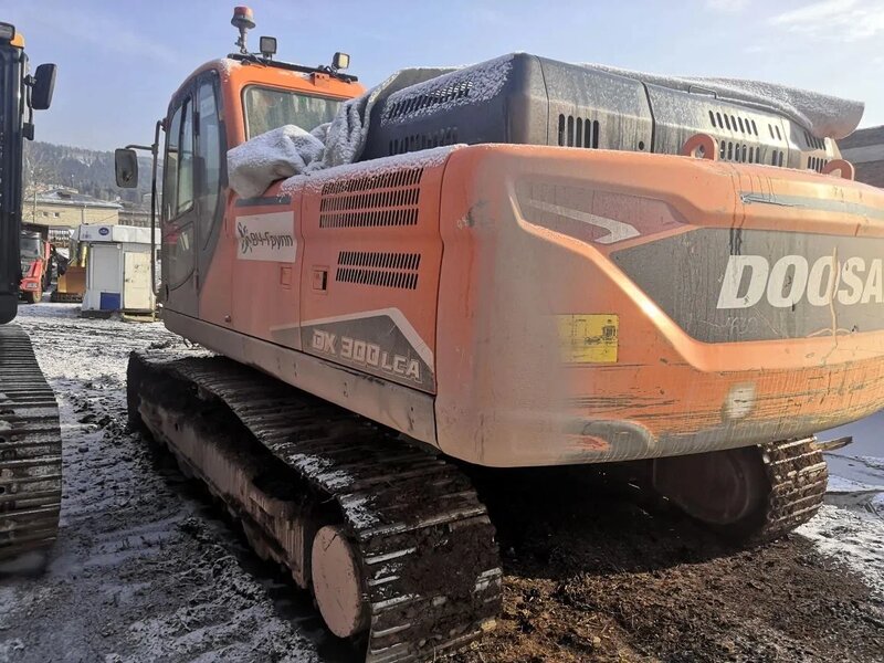 Doosan DX 300 Экскаватор — фото 4