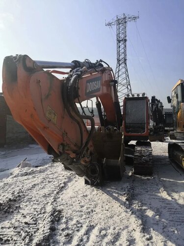Doosan DX 300 Экскаватор