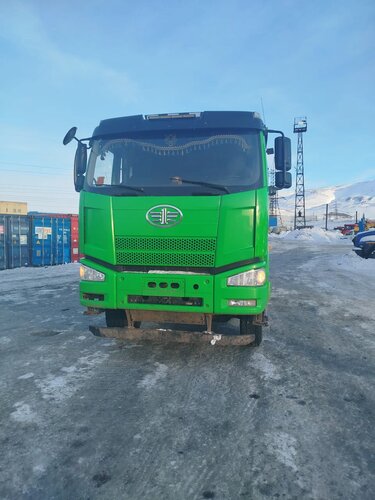 FAW J6 6x4 Самосвал