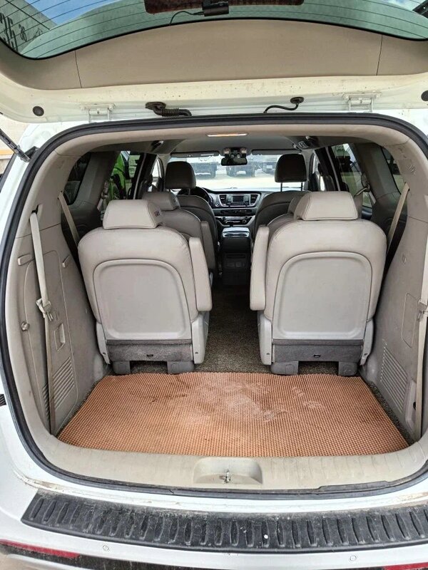 Kia Carnival — фото 13