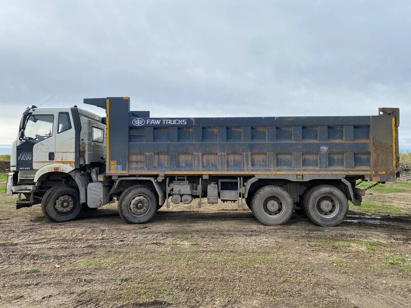 FAW CA 3310 8x4 Самосвал — фото 5