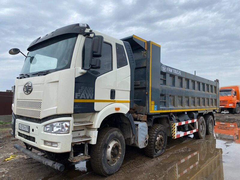 FAW CA 3310 8x4 Самосвал — фото 2